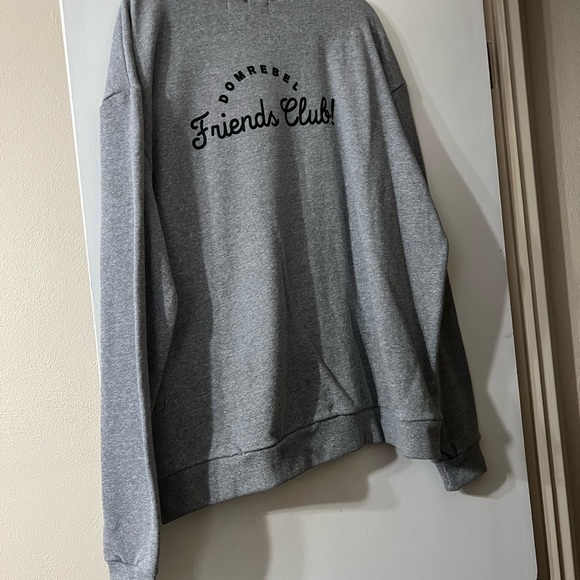 NWT Dom Rebel “Friends Club” sweater. - Picture 3 of 3